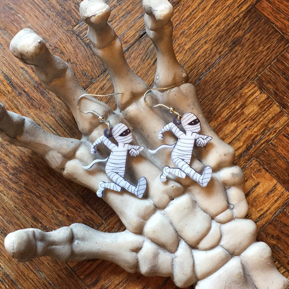 Mummy Acrylic Earrings - Picture 6 of 6